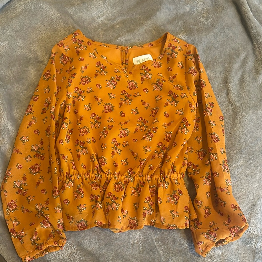 Girl’s Children Place Blouse. Size 5/6